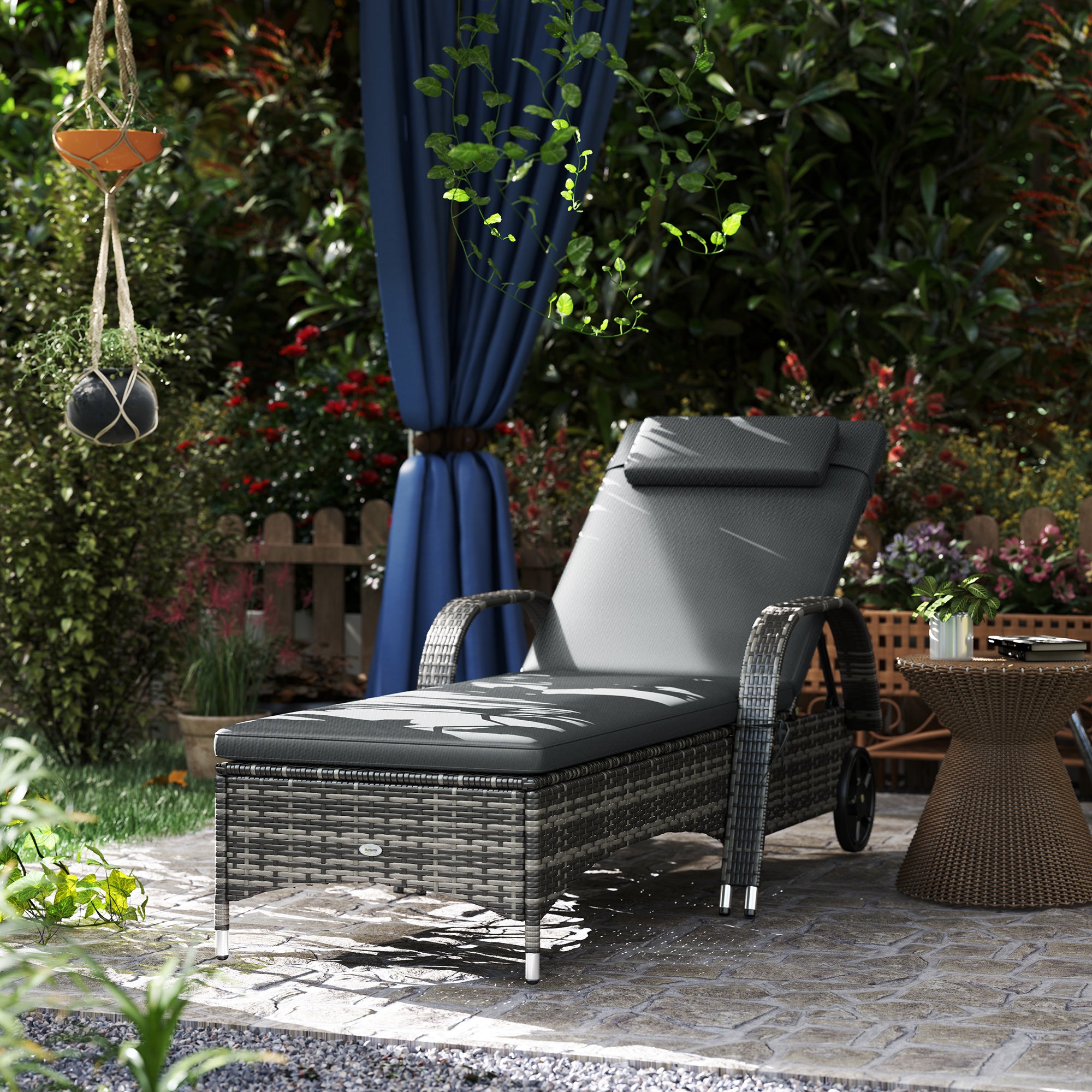 Outdoor Chaise Lounge