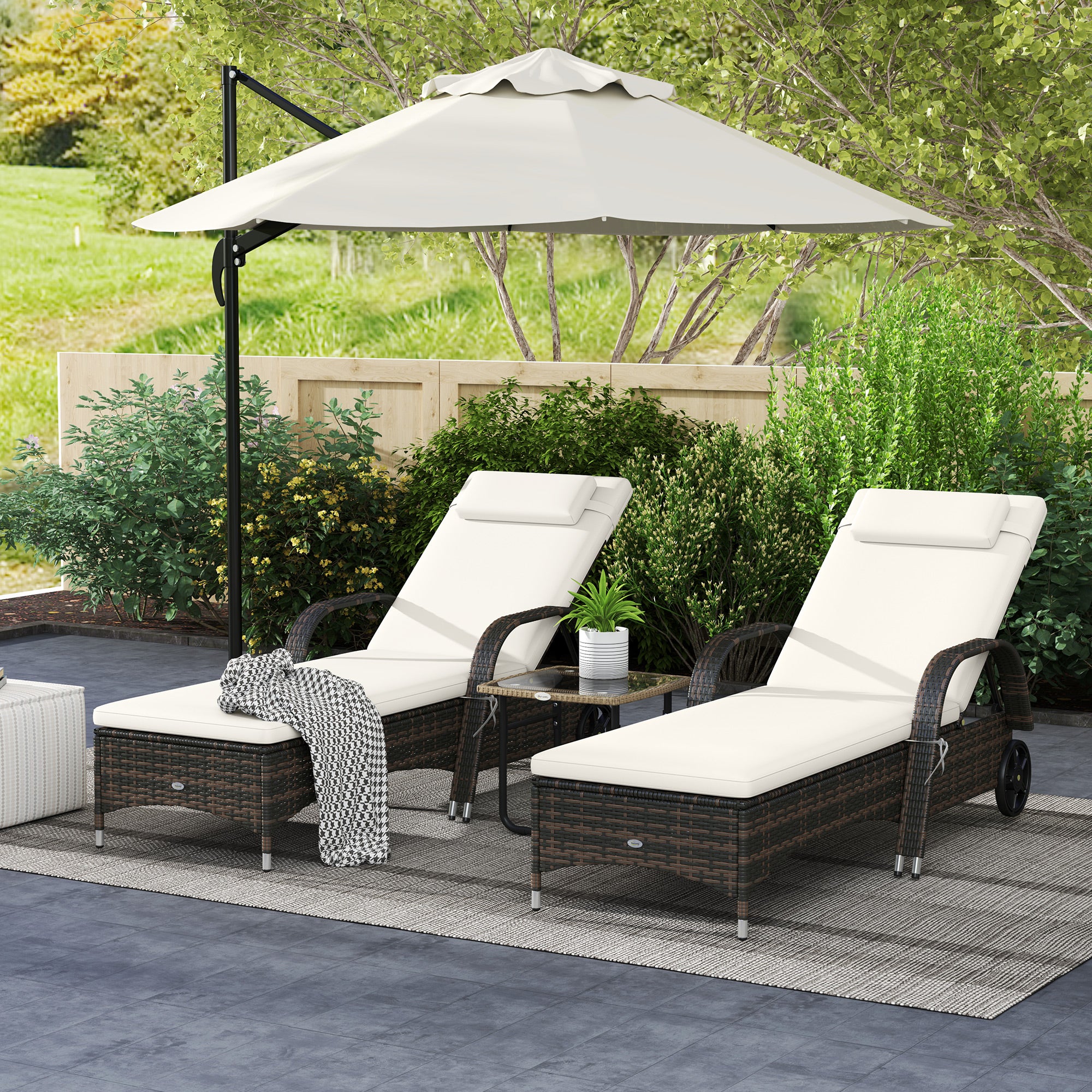 Outdoor Chaise Lounge